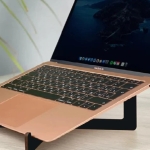 Evden Çalışanlar İçin Konfor Sunan Yüksekliği Ayarlanabilir Laptop Standları