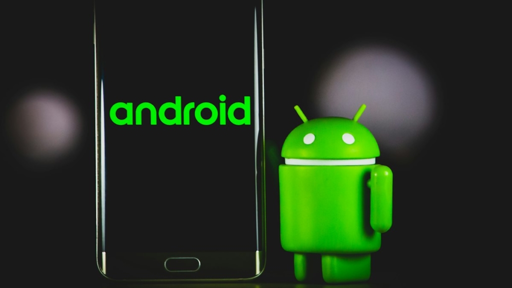 Yan yana duran iPhone ve Android akıllı telefon